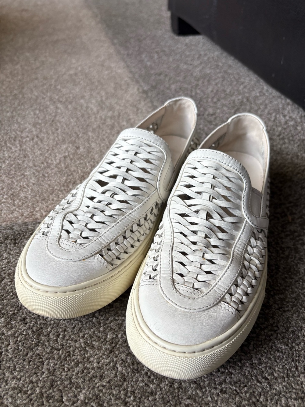 Tory Burch Huarache Ivory Cream White Woven Slip-on Sneakers - 7